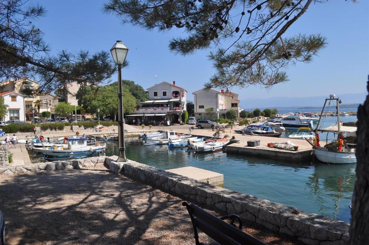 B&B Segulja Malinska Bagian luar foto