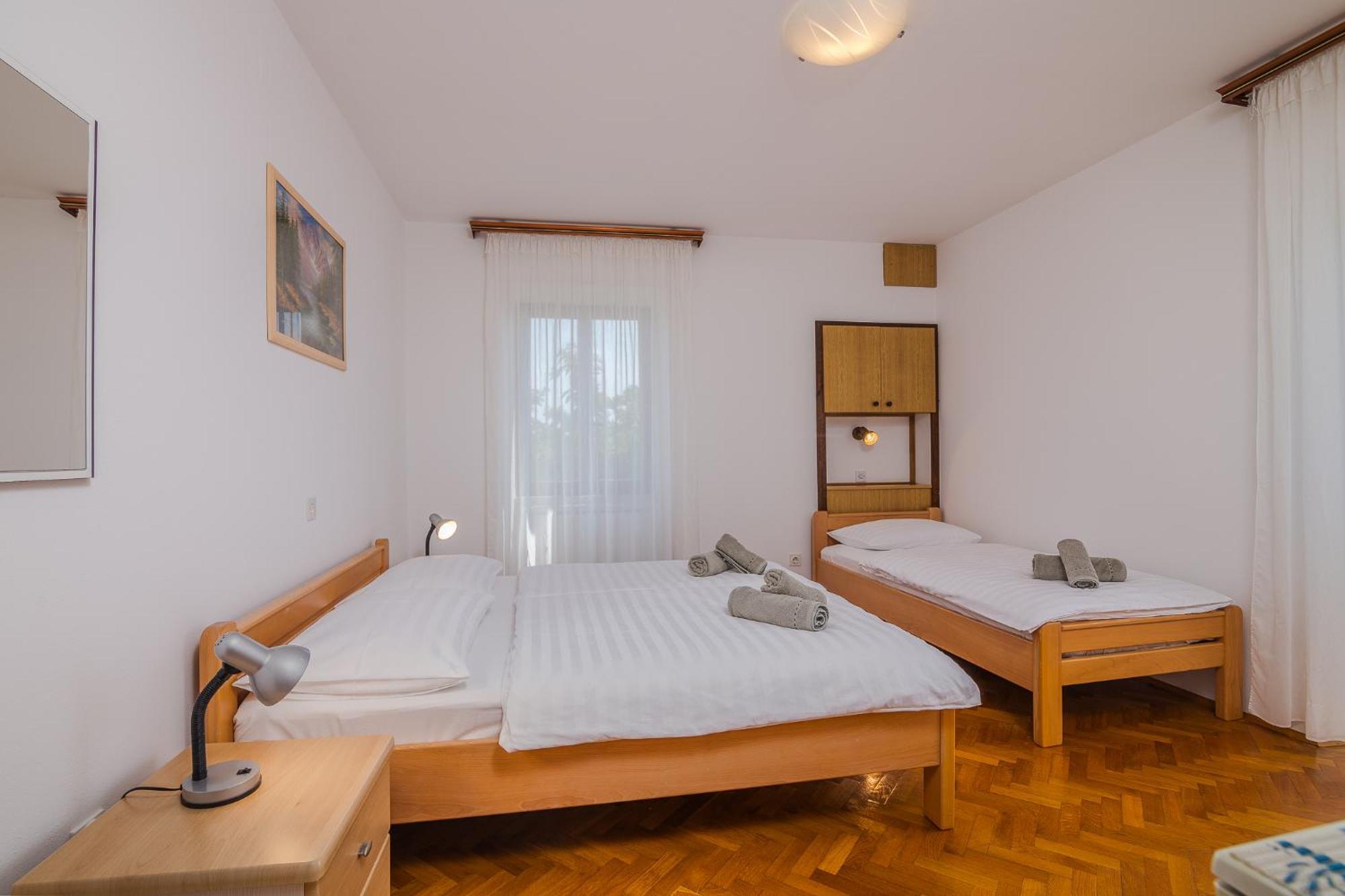 B&B Segulja Malinska Bagian luar foto