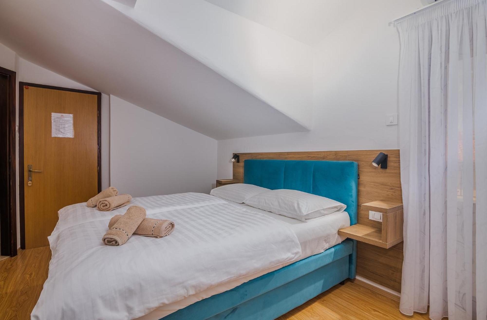 B&B Segulja Malinska Bagian luar foto