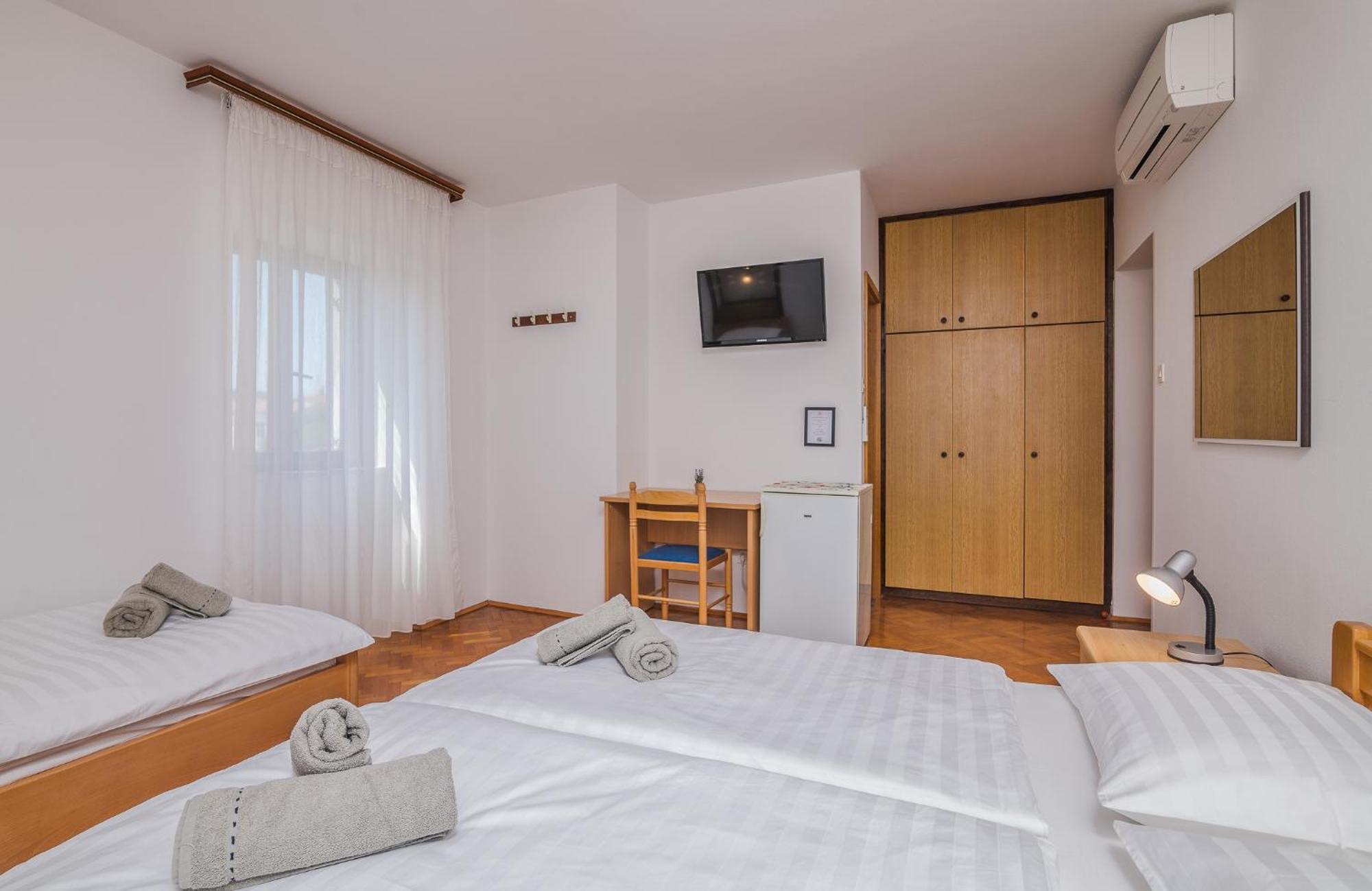 B&B Segulja Malinska Bagian luar foto
