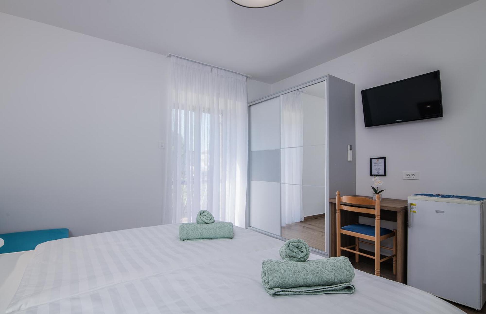 B&B Segulja Malinska Bagian luar foto
